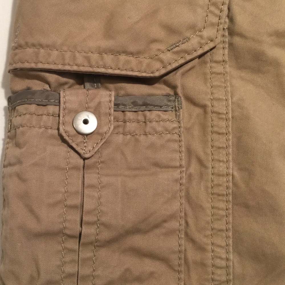 “BUNDLE” GAP/AEROPOSTAL CARGO SHORTS SZ 32 - Picture 6 of 8